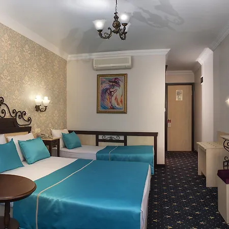 Hotel Asmira Royal *