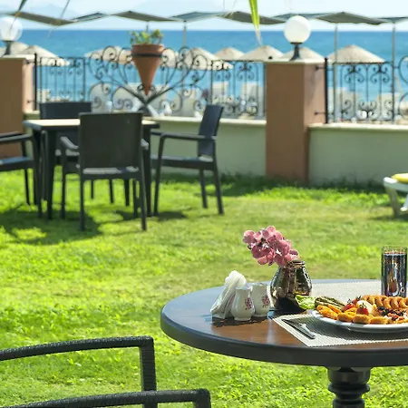 Asmira Royal 호텔 구물두르