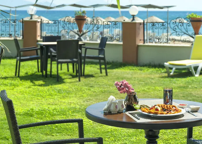 Asmira Royal Hotel Gümüldür