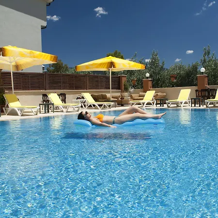 Hotel Asmira Royal