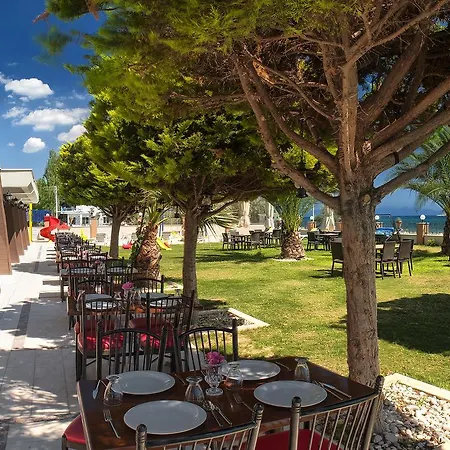 Asmira Royal Hotel *